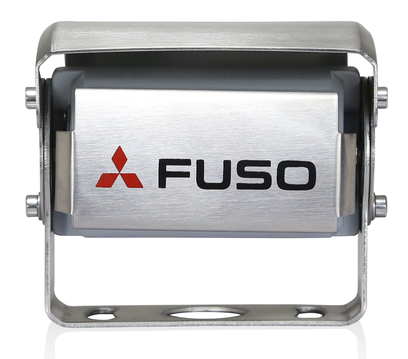 A câmara de visão traseira FUSO é um produto forte que combina as vantagens da melhor visibilidade e da máxima segurança. Tem um microfone integrado que proporciona uma melhor percepção da área por detrás do veículo. Na escuridão, a cor do visor é automaticamente alterada para proporcionar ao condutor uma óptima visibilidade. O sistema pode ser operado com 12 e 24 V e cumpre os mais rigorosos requisitos de teste FUSO. A câmara é à prova de água até IP69K. O ecrã tem uma resolução de 800x480x3 (RGB).